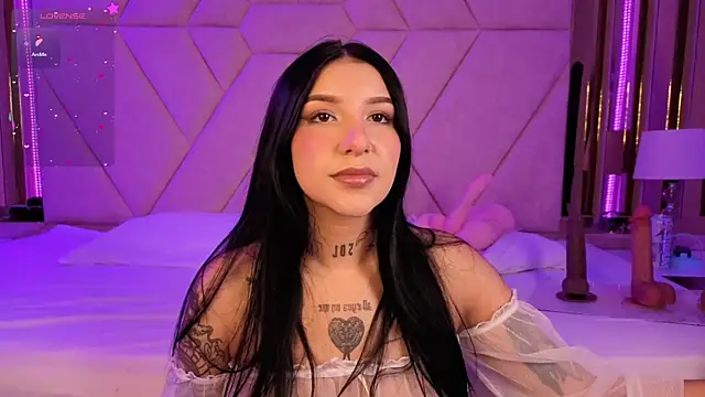 Leiaa  online show from 11-11-25, 06:08