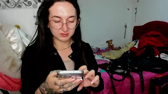 Sweet-Suck69 online show from 06-21-26, 10:48