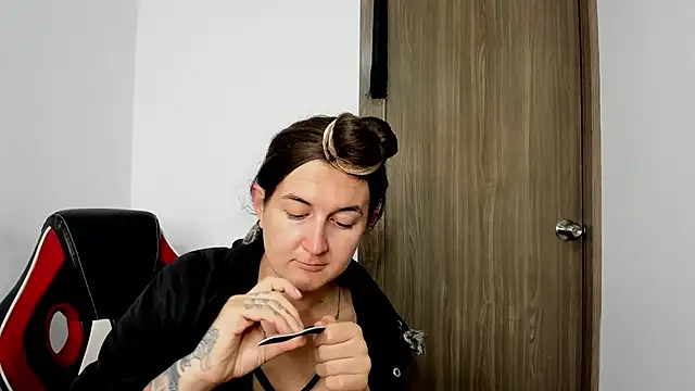 Snapshot of Sweet-Suck69 chatting on 03-07-25, 07:19 Sweet-Suck69 online show from 03-07-25, 07:19