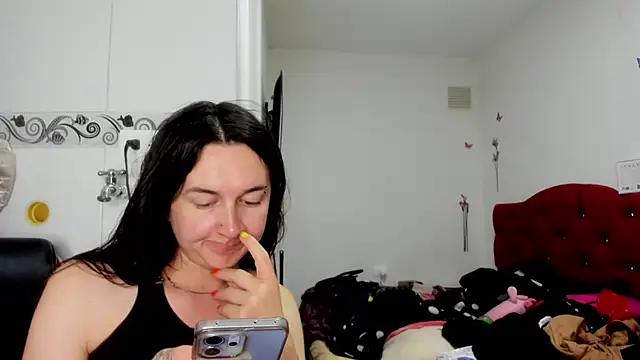 Sweet-Suck69 online show from 07-09-26, 07:53