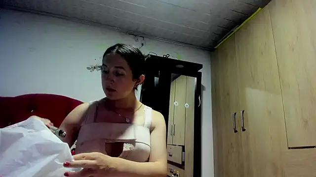 Snapshot of Sweet-Suck69 chatting on 09-17-25, 10:56 Sweet-Suck69 online show from 09-17-25, 10:56