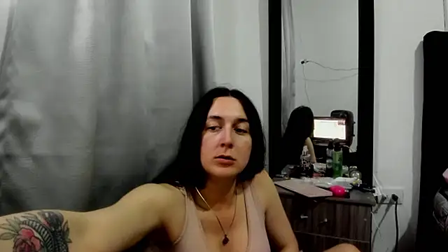 Sweet-Suck69 online show from 03-06-26, 10:27