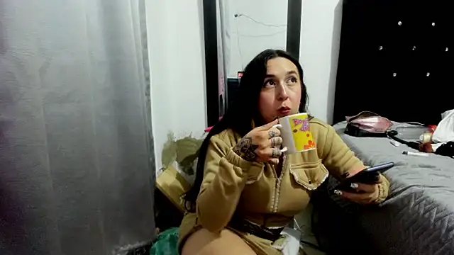 Sweet-Suck69 online show from 03-13-26, 05:23