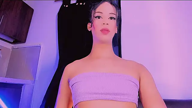 Vianca Chanel online show from 10-11-25, 09:32