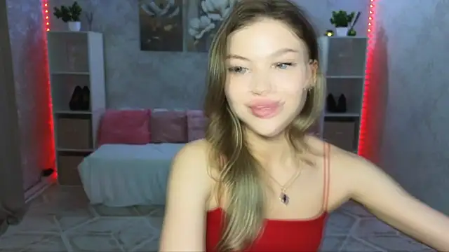 Snapshot of EmmyMills chatting on 07-25-26, 09:10 EmmyMills online show from 07-25-26, 09:10
