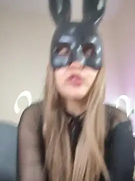 Bunny Sexyy online show from 07-05-26, 05:36