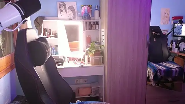 MemiKouki online show from 04-07-26, 03:25