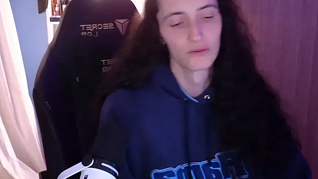 Snapshot of MemiKouki chatting on 02-24-26, 06:20 MemiKouki online show from 02-24-26, 06:20