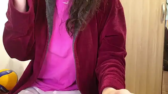 Snapshot of MemiKouki chatting on 01-14-26, 07:34 MemiKouki online show from 01-14-26, 07:34