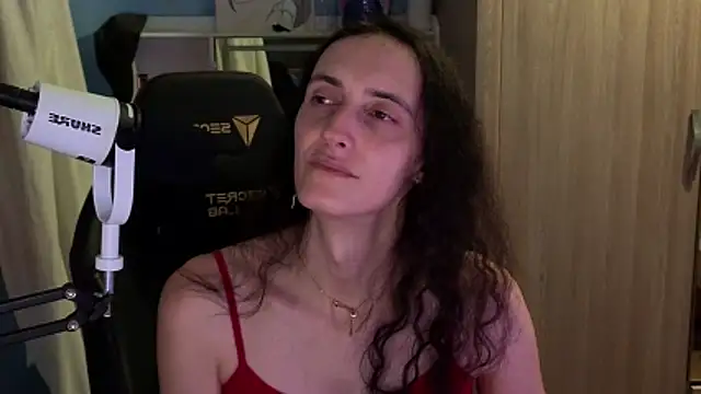 Snapshot of MemiKouki chatting on 02-17-26, 05:10 MemiKouki online show from 02-17-26, 05:10