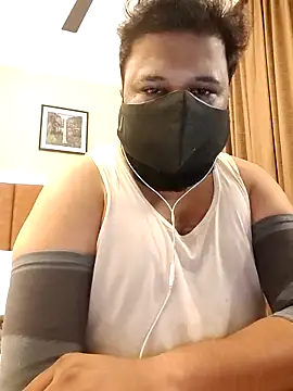 Hunk-Hand6 online show from 11-11-25, 12:00