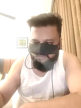 Hunk-Hand6 online show from 02-21-26, 08:22