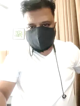 Hunk-Hand6 online show from 03-27-26, 10:05