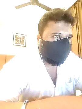 Hunk-Hand6 online show from 11-12-25, 10:41