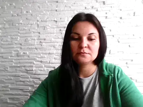 Snapshot of MirandaGold27 chatting on 12-09-24, 11:15 MirandaGold27 online show from 12-09-24, 11:15