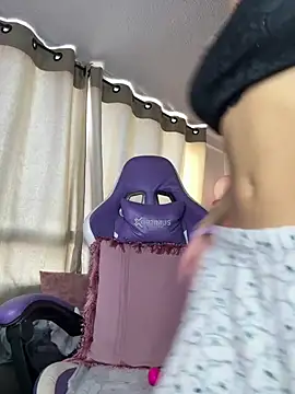 Miaa love6969 online show from 04-12-26, 12:08