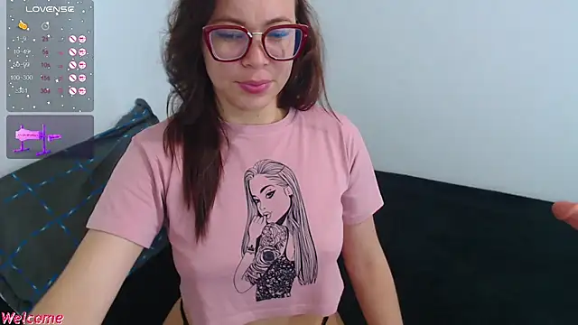 SharonR1 online show from 09-26-25, 12:17