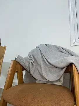 Lami Mi online show from 02-12-26, 09:31