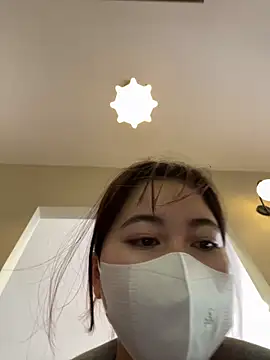 Snapshot of Lami_Mi chatting on 03-05-25, 07:27 Lami Mi online show from 03-05-25, 07:27