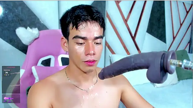 Snapshot of its_liam18 chatting on 05-03-26, 11:30 its liam18 online show from 05-03-26, 11:30
