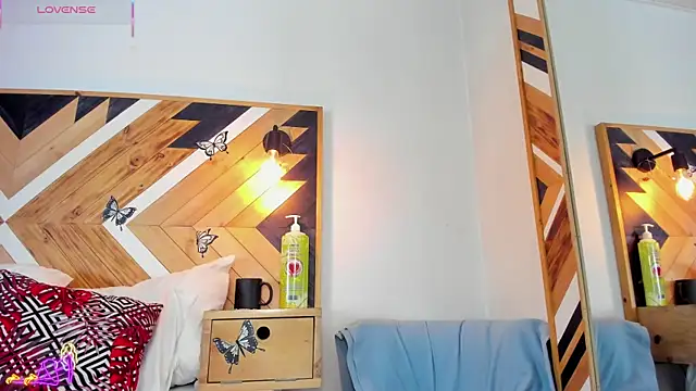 Snapshot of Kathaleiya_Ozz chatting on 02-07-26, 07:44 Kathaleiya Ozz online show from 02-07-26, 07:44