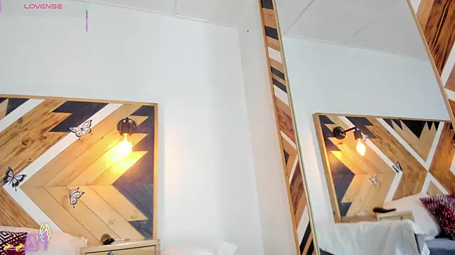 Snapshot of Kathaleiya_Ozz chatting on 11-18-25, 07:39 Kathaleiya Ozz online show from 11-18-25, 07:39