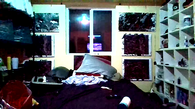 Mic Oxinner online show from 12-18-25, 11:03