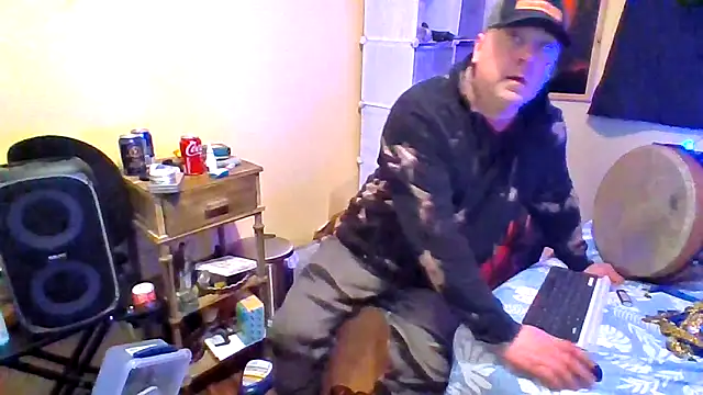 Mic Oxinner online show from 03-10-26, 09:24