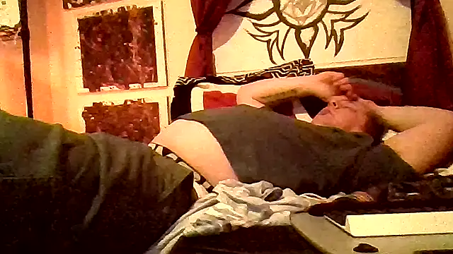 Mic Oxinner online show from 11-17-25, 07:56