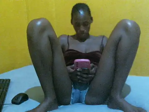 Snapshot of Sweet-pesh chatting on 10-07-25, 06:20 Sweet-pesh online show from 10-07-25, 06:20