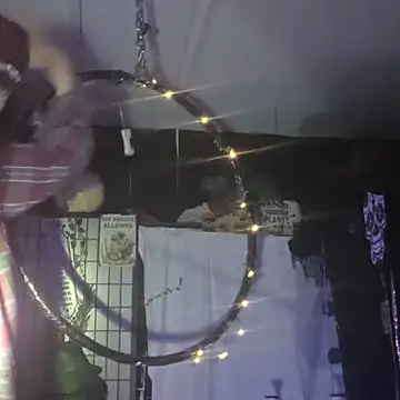 Avaivory online show from 10-19-25, 10:40