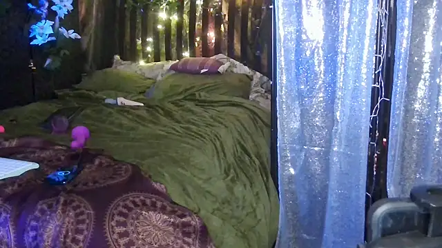 Avaivory online show from 02-26-25, 07:53