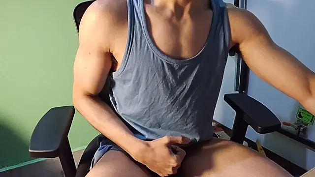 Snapshot of hot_asian_boy chatting on 02-21-25, 08:18 hot asian boy online show from 02-21-25, 08:18