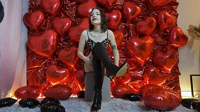 AnnaTrueno online show from 02-13-26, 07:36