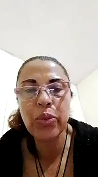 Snapshot of Abril2007 chatting on 12-07-24, 03:42 Abril2007 online show from 12-07-24, 03:42