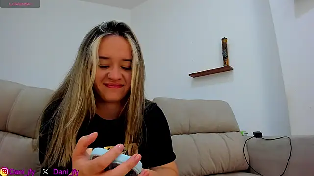 Dani javi online show from 11-30-25, 12:33