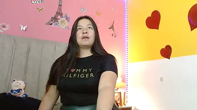 monickhot303av online show from 09-25-25, 03:23