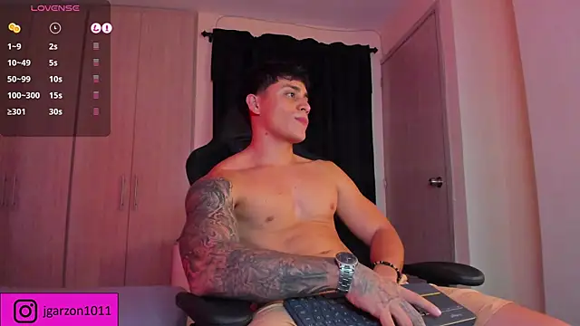 Snapshot of _joansoto chatting on 03-06-25, 07:54  joansoto online show from 03-06-25, 07:54