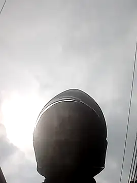 Snapshot of fire_menxxx001 chatting on 12-18-25, 07:07 fire menxxx001 online show from 12-18-25, 07:07