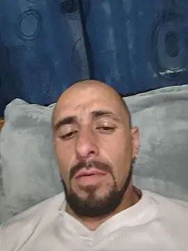 Snapshot of fire_menxxx001 chatting on 05-22-26, 04:38 fire menxxx001 online show from 05-22-26, 04:38
