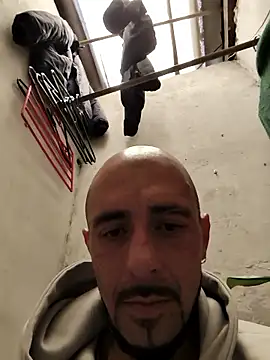 Snapshot of fire_menxxx001 chatting on 01-08-26, 03:40 fire menxxx001 online show from 01-08-26, 03:40