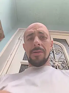 Snapshot of fire_menxxx001 chatting on 06-15-26, 03:01 fire menxxx001 online show from 06-15-26, 03:01