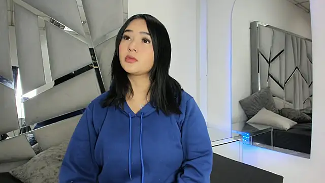 Catherinee69 x online show from 10-10-25, 03:18