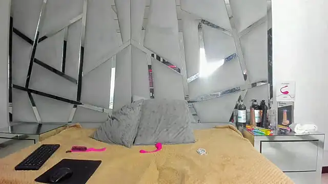 Catherinee69 x online show from 09-09-25, 03:05