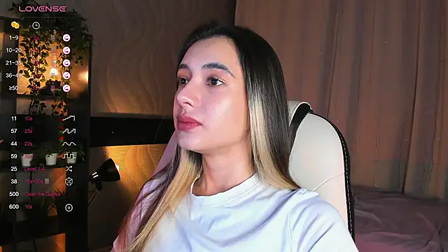 DarlaLike online show from 12-14-25, 03:46