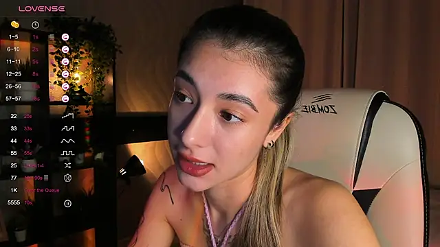 DarlaLike online show from 10-12-25, 03:41