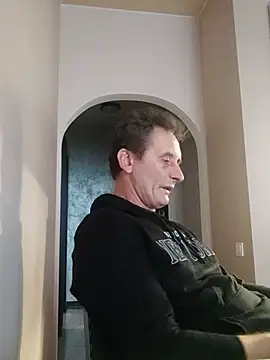 Viause Kentauelle online show from 09-10-25, 02:49