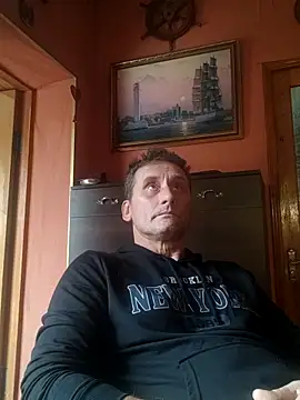 Viause Kentauelle online show from 10-12-25, 08:26