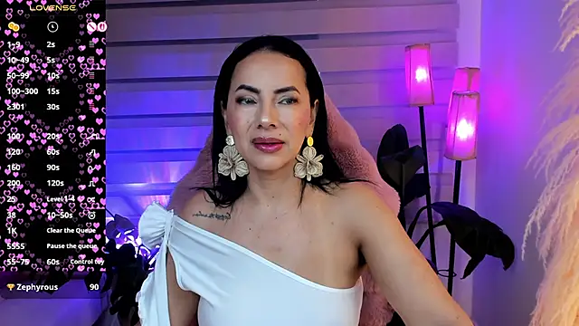 Snapshot of veronika_naughty chatting on 06-30-26, 03:01 veronika naughty online show from 06-30-26, 03:01