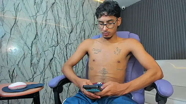 Snapshot of allens_joe chatting on 04-30-26, 04:41 allens joe online show from 04-30-26, 04:41